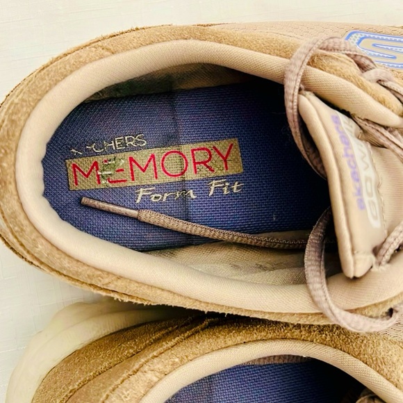 Skechers~Go Walk / Athletic Shoe - Picture 6 of 7